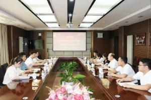 洛阳市委军民融合办主任王青春一行莅临wending问鼎官方在线入口食品调研指导工作